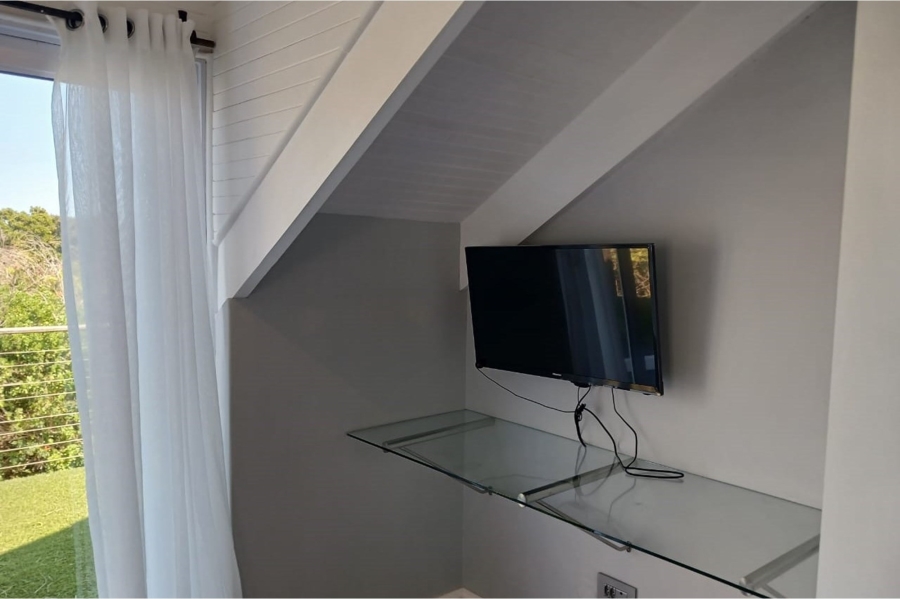 4 Bedroom Property for Sale in Noordhaven Western Cape
